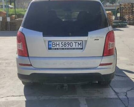 Сірий Cанг Йонг Rexton, об'ємом двигуна 2.7 л та пробігом 203 тис. км за 9900 $, фото 3 на Automoto.ua