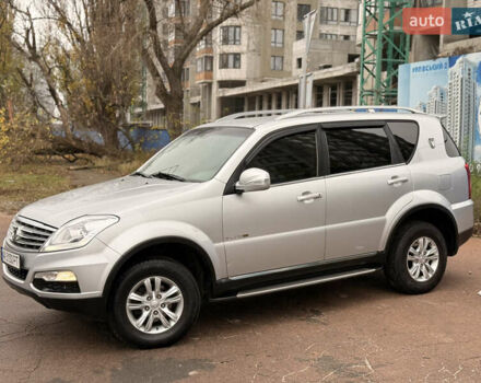 Сірий Cанг Йонг Rexton, об'ємом двигуна 2.7 л та пробігом 205 тис. км за 10999 $, фото 4 на Automoto.ua