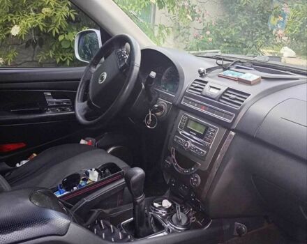 Сірий Cанг Йонг Rexton, об'ємом двигуна 2.7 л та пробігом 180 тис. км за 13000 $, фото 4 на Automoto.ua