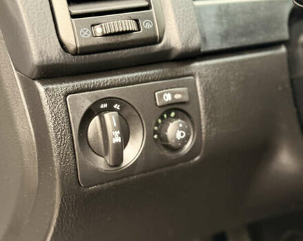 Сірий Cанг Йонг Rexton, об'ємом двигуна 2.7 л та пробігом 205 тис. км за 10999 $, фото 43 на Automoto.ua