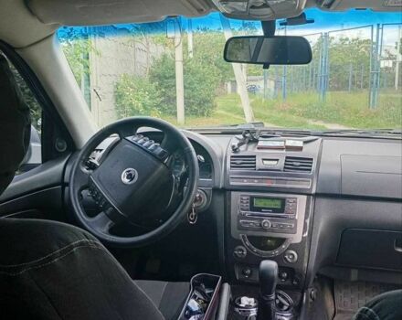 Сірий Cанг Йонг Rexton, об'ємом двигуна 2.7 л та пробігом 180 тис. км за 13000 $, фото 5 на Automoto.ua