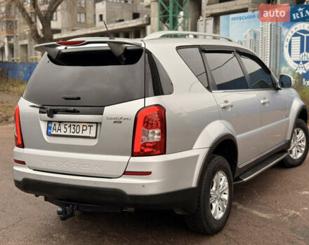 Сірий Cанг Йонг Rexton, об'ємом двигуна 2.7 л та пробігом 205 тис. км за 10999 $, фото 14 на Automoto.ua