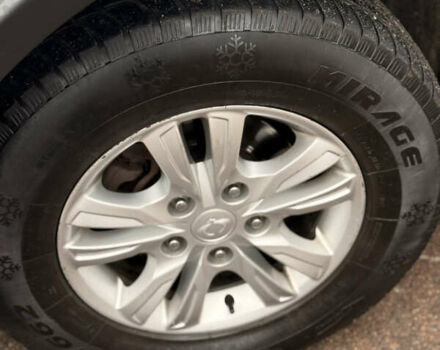 Сірий Cанг Йонг Rexton, об'ємом двигуна 2.7 л та пробігом 205 тис. км за 10999 $, фото 18 на Automoto.ua