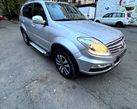 Сірий Cанг Йонг Rexton, об'ємом двигуна 2 л та пробігом 126 тис. км за 10400 $, фото 5 на Automoto.ua