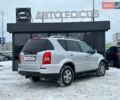Сірий Cанг Йонг Rexton, об'ємом двигуна 2 л та пробігом 244 тис. км за 14990 $, фото 8 на Automoto.ua