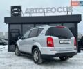 Сірий Cанг Йонг Rexton, об'ємом двигуна 2 л та пробігом 244 тис. км за 14990 $, фото 5 на Automoto.ua