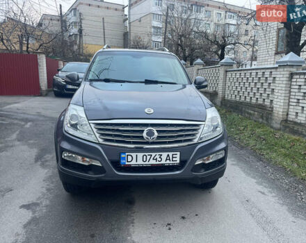 Сірий Cанг Йонг Rexton, об'ємом двигуна 2.2 л та пробігом 200 тис. км за 13900 $, фото 3 на Automoto.ua