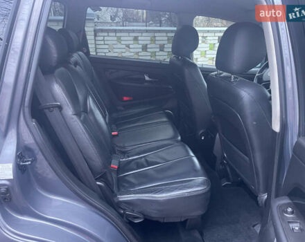 Сірий Cанг Йонг Rexton, об'ємом двигуна 2.2 л та пробігом 200 тис. км за 13900 $, фото 15 на Automoto.ua
