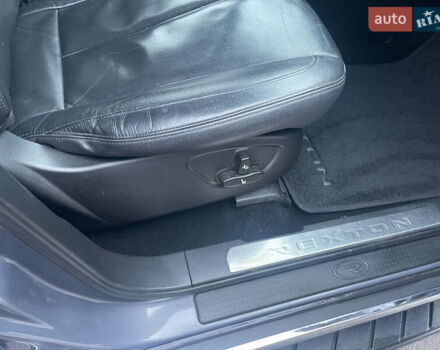 Сірий Cанг Йонг Rexton, об'ємом двигуна 2.2 л та пробігом 200 тис. км за 13900 $, фото 11 на Automoto.ua