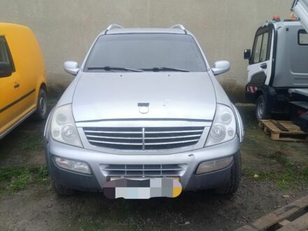 Серый Cанг Йонг Рекстон, объемом двигателя 2.7 л и пробегом 190 тыс. км за 3500 $, фото 1 на Automoto.ua