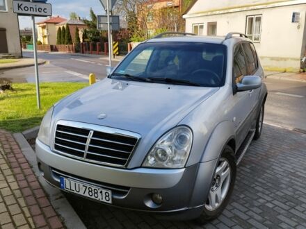 Сірий Cанг Йонг Rexton, об'ємом двигуна 2.7 л та пробігом 260 тис. км за 3800 $, фото 1 на Automoto.ua