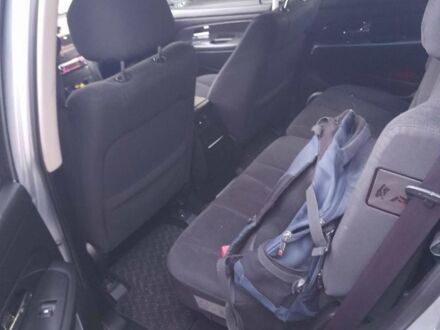 Сірий Cанг Йонг Rexton, об'ємом двигуна 2.7 л та пробігом 142 тис. км за 8300 $, фото 1 на Automoto.ua