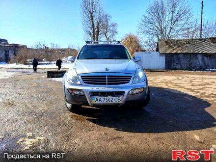 Серый Cанг Йонг Рекстон, объемом двигателя 3.2 л и пробегом 250 тыс. км за 7000 $, фото 1 на Automoto.ua