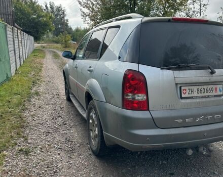 Сірий Cанг Йонг Rexton, об'ємом двигуна 2.7 л та пробігом 231 тис. км за 4858 $, фото 1 на Automoto.ua