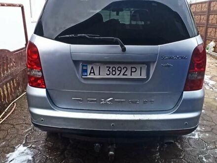 Сірий Cанг Йонг Rexton, об'ємом двигуна 2.7 л та пробігом 310 тис. км за 8000 $, фото 1 на Automoto.ua