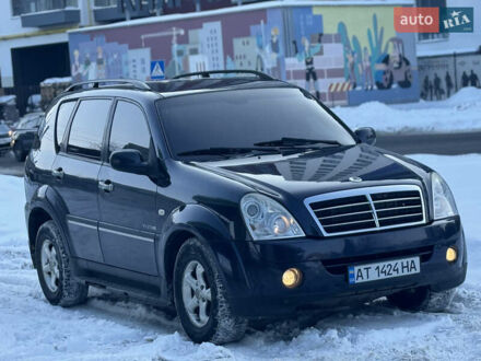 Сірий Cанг Йонг Rexton, об'ємом двигуна 2.7 л та пробігом 230 тис. км за 6499 $, фото 1 на Automoto.ua