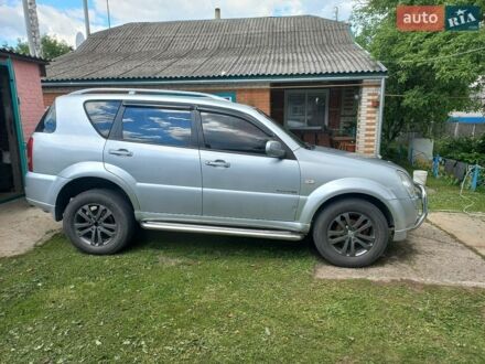 Сірий Cанг Йонг Rexton, об'ємом двигуна 2.7 л та пробігом 255 тис. км за 7000 $, фото 1 на Automoto.ua
