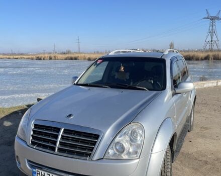 Серый Cанг Йонг Рекстон, объемом двигателя 2.7 л и пробегом 245 тыс. км за 6900 $, фото 1 на Automoto.ua