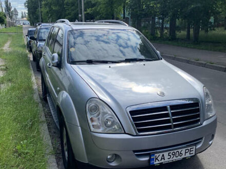 Cанг Йонг Rexton 2009 у Києві на Automoto.ua Сірий Cанг Йонг Rexton, об'ємом двигуна 2.7 л та пробігом 250 тис. км за 7500 $, фото 1 на Automoto.ua