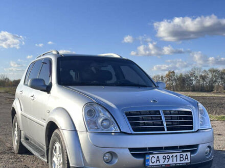Cанг Йонг Rexton 2010 у Жашкове на Automoto.ua Сірий Cанг Йонг Rexton, об'ємом двигуна 2.7 л та пробігом 202 тис. км за 9900 $, фото 1 на Automoto.ua