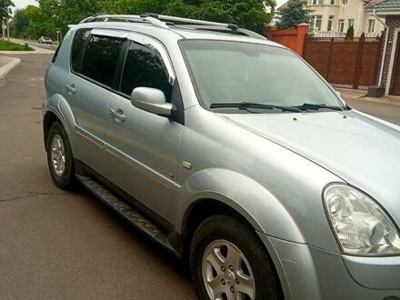 Сірий Cанг Йонг Rexton, об'ємом двигуна 2.7 л та пробігом 168 тис. км за 9350 $, фото 1 на Automoto.ua