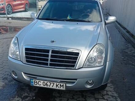 Сірий Cанг Йонг Rexton, об'ємом двигуна 2.7 л та пробігом 145 тис. км за 11700 $, фото 1 на Automoto.ua