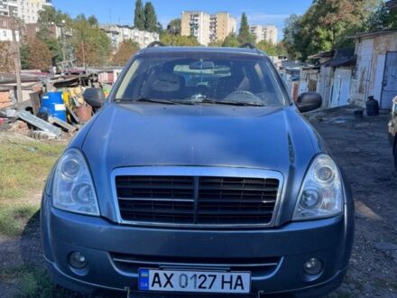 Сірий Cанг Йонг Rexton, об'ємом двигуна 2.7 л та пробігом 257 тис. км за 6009 $, фото 1 на Automoto.ua