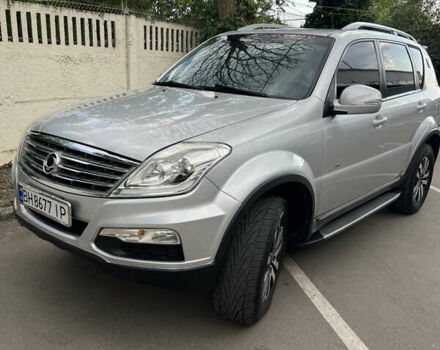 Сірий Cанг Йонг Rexton, об'ємом двигуна 2.7 л та пробігом 153 тис. км за 13950 $, фото 1 на Automoto.ua