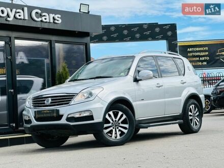 Сірий Cанг Йонг Rexton, об'ємом двигуна 2 л та пробігом 130 тис. км за 11300 $, фото 1 на Automoto.ua
