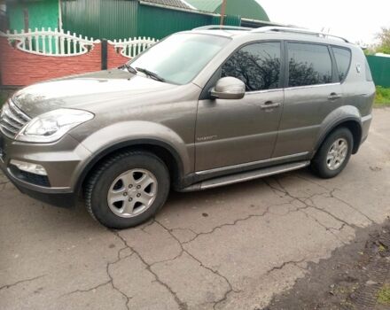 Сірий Cанг Йонг Rexton, об'ємом двигуна 0 л та пробігом 140 тис. км за 11700 $, фото 1 на Automoto.ua