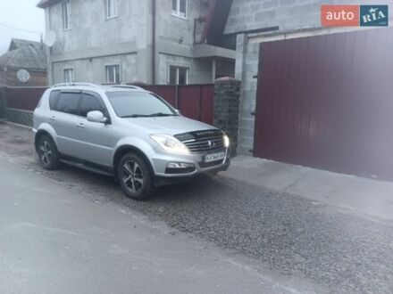 Сірий Cанг Йонг Rexton, об'ємом двигуна 2 л та пробігом 189 тис. км за 13700 $, фото 1 на Automoto.ua