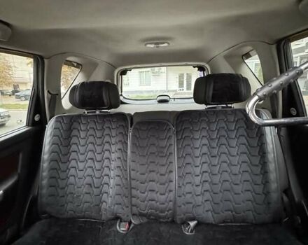 Синій Cанг Йонг Rexton, об'ємом двигуна 2.3 л та пробігом 175 тис. км за 6990 $, фото 12 на Automoto.ua