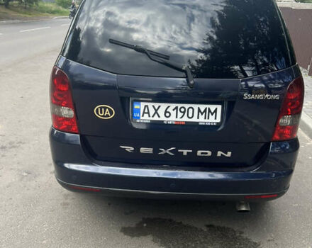 Синій Cанг Йонг Rexton, об'ємом двигуна 2.7 л та пробігом 225 тис. км за 9500 $, фото 3 на Automoto.ua