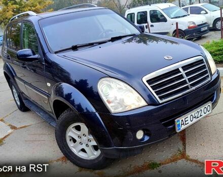 Синій Cанг Йонг Rexton, об'ємом двигуна 2.7 л та пробігом 211 тис. км за 8600 $, фото 2 на Automoto.ua