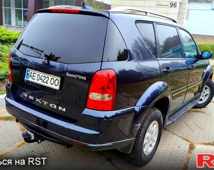 Синій Cанг Йонг Rexton, об'ємом двигуна 2.7 л та пробігом 211 тис. км за 8600 $, фото 5 на Automoto.ua