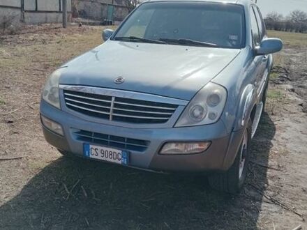 Синий Cанг Йонг Рекстон, объемом двигателя 2.7 л и пробегом 230 тыс. км за 4000 $, фото 1 на Automoto.ua