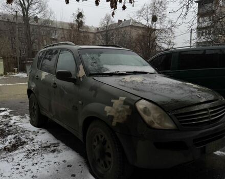 Зеленый Cанг Йонг Рекстон, объемом двигателя 2.7 л и пробегом 300 тыс. км за 1500 $, фото 1 на Automoto.ua