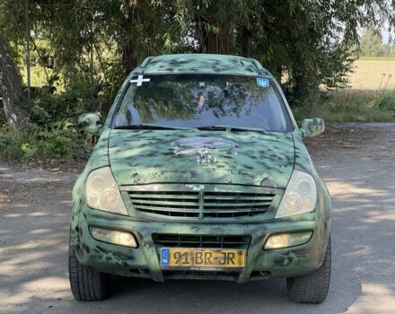 Зелений Cанг Йонг Rexton, об'ємом двигуна 2.7 л та пробігом 300 тис. км за 1600 $, фото 3 на Automoto.ua