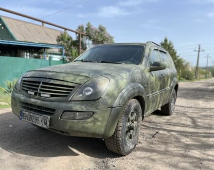 Зелений Cанг Йонг Rexton, об'ємом двигуна 2.7 л та пробігом 200 тис. км за 3011 $, фото 1 на Automoto.ua