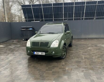 Зелений Cанг Йонг Rexton, об'ємом двигуна 2.7 л та пробігом 330 тис. км за 4700 $, фото 1 на Automoto.ua