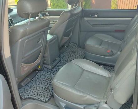 Чорний Cанг Йонг Rodius, об'ємом двигуна 2.7 л та пробігом 230 тис. км за 6500 $, фото 4 на Automoto.ua