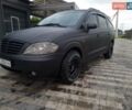 Чорний Cанг Йонг Rodius, об'ємом двигуна 2.7 л та пробігом 257 тис. км за 8999 $, фото 11 на Automoto.ua