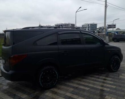 Чорний Cанг Йонг Rodius, об'ємом двигуна 2.7 л та пробігом 257 тис. км за 8999 $, фото 6 на Automoto.ua