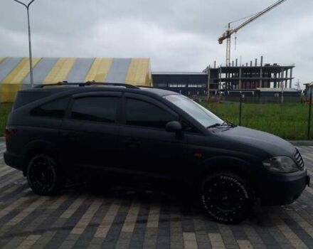 Чорний Cанг Йонг Rodius, об'ємом двигуна 2.7 л та пробігом 257 тис. км за 8999 $, фото 5 на Automoto.ua