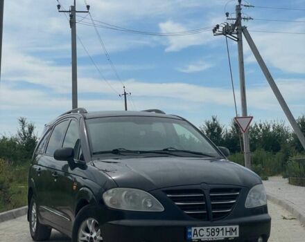 Черный Cанг Йонг Родиус, объемом двигателя 2.7 л и пробегом 150 тыс. км за 3900 $, фото 1 на Automoto.ua