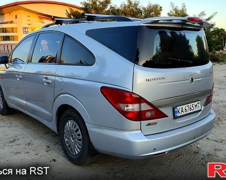 Сірий Cанг Йонг Rodius, об'ємом двигуна 2.7 л та пробігом 222 тис. км за 7000 $, фото 2 на Automoto.ua