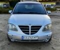 Сірий Cанг Йонг Rodius, об'ємом двигуна 2.7 л та пробігом 222 тис. км за 7000 $, фото 1 на Automoto.ua