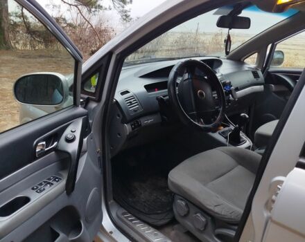 Сірий Cанг Йонг Rodius, об'ємом двигуна 0 л та пробігом 244 тис. км за 2700 $, фото 5 на Automoto.ua