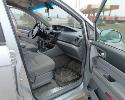 Серый Cанг Йонг Родиус, объемом двигателя 2.7 л и пробегом 240 тыс. км за 4250 $, фото 8 на Automoto.ua