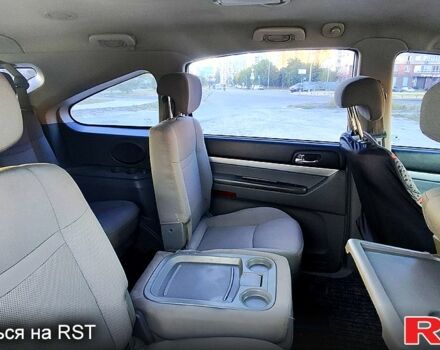 Сірий Cанг Йонг Rodius, об'ємом двигуна 2.7 л та пробігом 222 тис. км за 7000 $, фото 10 на Automoto.ua